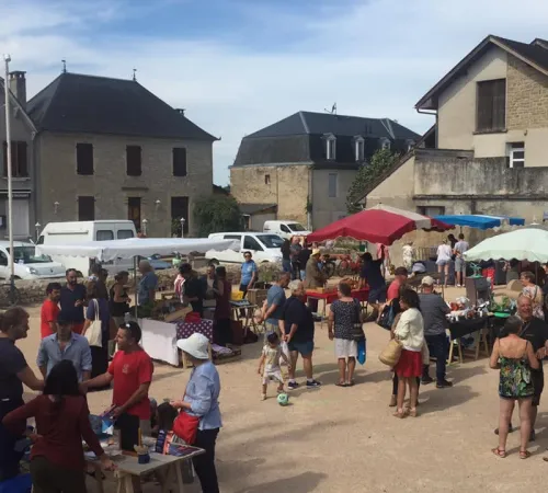 Marché des Saveurs à Vers